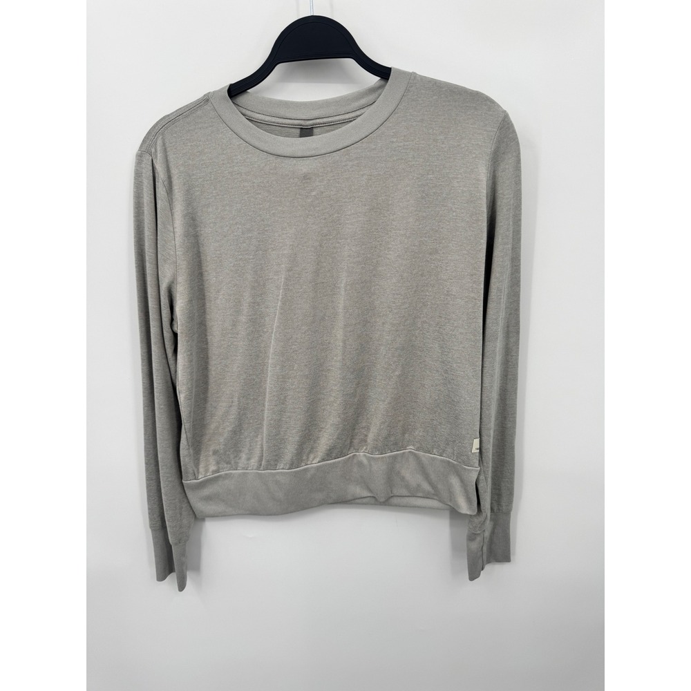 Vuori Daydream Crew Women M Grey Long Sleeve Performance Top VW133